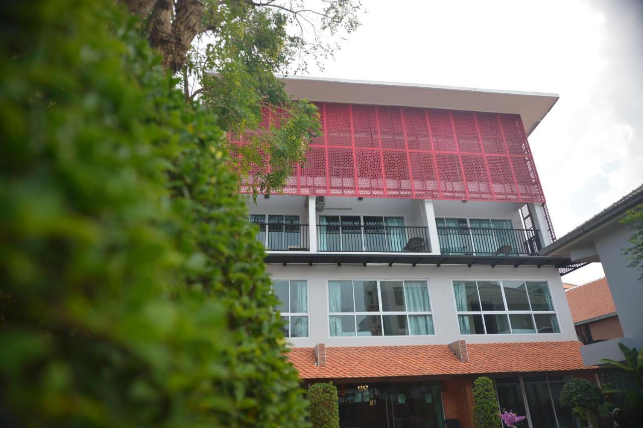 ตำหนักวิลล่า 10 ห้องนอน พร้อมสระว่ายน้ำส่วนตัว Ban Nong Tabaek Екстер'єр фото